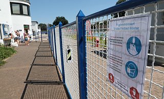 Das Freibad ist seit Mitte September nach dem Saisonende geschlossen. Zur nächsten Badesaison soll es einen neuen Eingang geben. - Simone Flörke