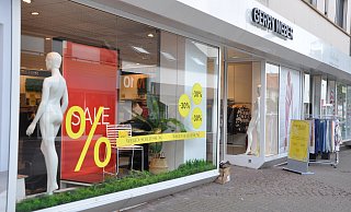 Der Räumungsverkauf hat begonnen: Bis zum 23. September muss alles aus Gerry-Weber-Filiale raus sein. - Silke Derkum-Homburg