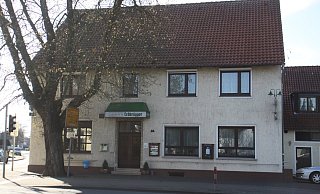 Erdbrügger an der Engerstraße - Björn Kenter
