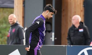 Aleksandar Pavlovic ist nach Knieproblemen wieder fit und wird in seiner Heimat München gegen Holland spielen. - Christian Charisius/dpa