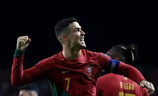 Portugals Cristiano Ronaldo traf gegen die Slowakei doppelt. - Luis Vieira/AP/dpa