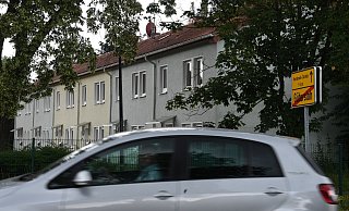 Die ehemals von britischen Soldaten und ihren Familien bewohnte Siedlung Töpferstraße ist mehr oder weniger startklar für die Aufnahme von infizierten Tönnies-Arbeitern. - Andreas Eickhoff