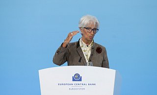 EZB-Präsidentin Lagarde hält sich in einer Welt voller Krisen alle Optionen offen. (Archivbild) - Boris Roessler/dpa