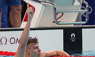 Léon Marchand ist auch ein Jahr nach Olympia sehr stark. - Michael Kappeler/dpa