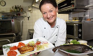 Antje Lange Köchin Wirtshaus am Brunnen Marienmünster-Vörden Westfälisch genießen - Christine Panhorst