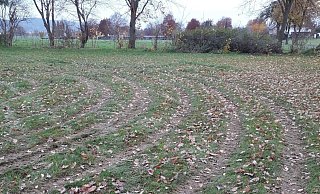 Der Bolzplatz in Rotheuffeln wurde verwüstet. Die Kirchengemeinde hat Anzeige erstattet. - Polizei Minden-Lübbecke