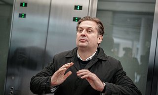 Maximilian Krah ist für ein Gespräch mit der AfD-Spitze nach Berlin gereist. - Kay Nietfeld/dpa