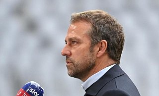 Hansi Flick will sich nicht an Spekulationen um seine Person beteiligen. - Foto: Sven Hoppe/dpa