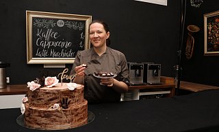 Adine Abrams hat sich in den Beruf Konditor verliebt. - Sonja Rohlfing