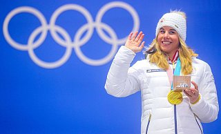Kann 2026 nicht um Doppel-Gold auf Ski und auf dem Snowboard kämpfen: Ester Ledecka aus Tschechien. - Michael Kappeler/dpa