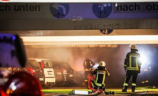 Brand im Uni-Parkhaus. - jonek.fotografie.de
