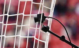 Auch diese Hintertor-Kameras sind Bestandteil der Torlinientechnologie, die zur Saison 2024/25 in der 2. Fußball-Bundesliga Einzug halten soll. - picture alliance / HJS-Sportfotos