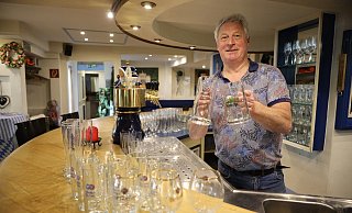 Ausgetrunken: Paul Lang, Wirt im Bayernglück, hat seit dem 21. März kein Bier mehr an Gäste ausgeschenkt. - Jörg Stuke