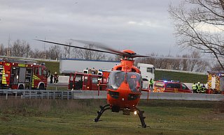 Einsatz des Rettungshubschraubers auf der A30. - Ulf Hanke