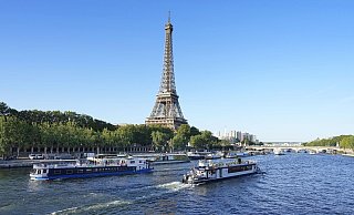 Die Wasserqualität der Seine in Paris hat sich nach massiven Investitionen erheblich verbessert. (Archivbild) - -/kyodo/dpa