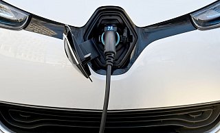 Die künftige E-Auto-Förderung ist noch unsicher. (Symbolbild) - Carsten Rehder/dpa