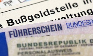 Der Mindener möchte seinen Führerschein zurück, auf den bereits schon seit Jahren verzichten muss. Symbolfoto: - IMAGO/Wolfilser