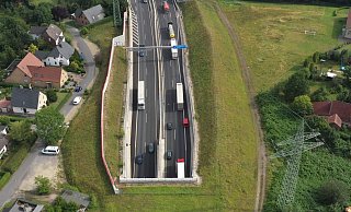 Blick von oben auf den Hahnenkamptunnel in Dehme. - Jürgen Krüger