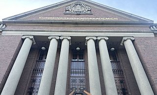 In der Königlich-Schwedischen Akademie der Wissenschaften werden die diesjährigen Wirtschaftsnobelpreisträger benannt. (Archivbild) - Steffen Trumpf/dpa