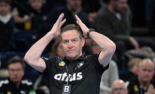 Alfred Gislason kann sich den instabilen Auftritt seines Teams nicht erklären. - Soeren Stache/dpa