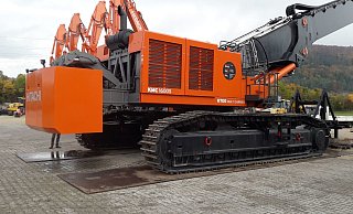 Auf den neuen Demolition Bagger KMC1600S warten gewaltige Aufgaben. - Hagedorn