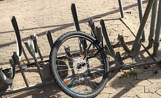Die traurigen Reste eines Fahrraddiebstahls. - Symbolbild/Wegener