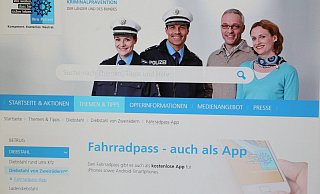 Die Polizei wirbt online für den Fahrradpass – auch als App. - Simone Flörke