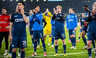 Mit Santiago Castañeda (2. v. l.) und Mattes Hansen (3. v. l.) hat der SC Paderborn gleich zwei Optionen im Mittelfeld, die für den langzeitverletzten Calvin Brackelmann in die Startelf rücken könnten. - imago images/Noah Wedel