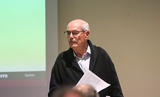 Lässt seinen Verein nicht hängen: Karl-Heinz Menzel übernimmt beim SV Herford noch einmal Verantwortung. - Yvonne Gottschlich