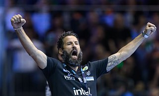 Trainer Bennet Wiegert bleibt mit dem SC Magdeburg im Titelrennen um die deutsche Meisterschaft. - Hendrik Schmidt/dpa