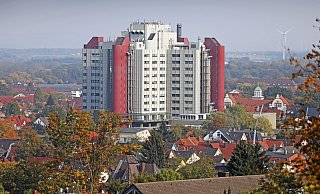 Das Klinikum Mitte ist einer von zwei Bielefelder Standorten des Städtischen Klinikums, der zweite ist an der Rosenhöhe. - Sarah Jonek Das Klinikum Mitte ist einer von zwei Bielefelder Standorten des Städtischen Klinikums, der zweite ist an der Rosenhöhe. - Sarah Jonek