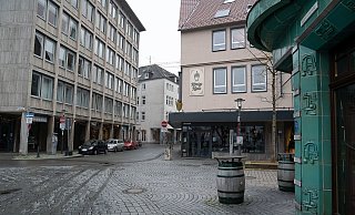 Die "Mordkommission Hagenbruch" ermittelt nach einem möglichen Tötungsversuch in der Hagenbruchstraße, die die Altstädter Kirche mit dem Klosterplatz verbindet. - Christian Mathiesen
