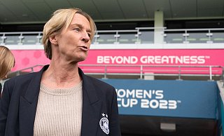 Die Bundestrainerin der deutschen Frauen-Nationalmannschaft: Martina Voss-Tecklenburg. - Sebastian Christoph Gollnow/dpa