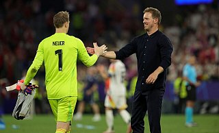 Bundestrainer Julian Nagelsmann äußert sich in höchsten Tönen über Manuel Neuer. - Christian Charisius/dpa