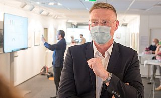 Andreas Hüffmann (SPD-Bürgermeisterkandidat) will in den kommenden zwei Wochen für die Hiddenhauser Wähler noch einmal ganz deutlich machen, wofür er als Person und wofür auch seine Partei steht. - Ralf Bittner