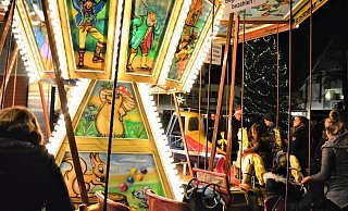 Die Ortsgemeinschaft Schloß Holte will Rechtssicherheit für die Organisation des Weihnachtsmarktes, der Summertime und der Abendmärkte. - Karin Prignitz
