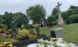 Noch ist der Lebensgefährte von Mechthild Böckmann nicht beigesetzt. Nach ihren derzeitigen Plänen, soll er am 25. Juli auf dem Friedhof in Ostenland (Kreis Paderborn) bestattet werden. - Jens Reddeker