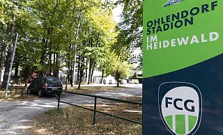 Gilt schon lange als Sanierungsfall: Die Schotterfläche am Ohlendorf-Stadion.