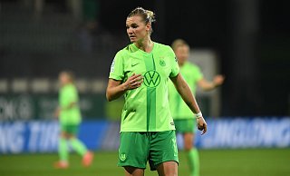 Alexandra Popp bestritt ihren 100. Einsatz im Europapokal. - Swen Pförtner/dpa