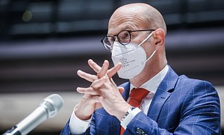 Die Lage ist ernst: Krisenstabsleiter Ingo Nürnberger ist die Anspannung anzusehen. Notbremse und Ausgangssperre drohen angesichts hoher Inzidenzwerte. Der Frust ist schon jetzt bei vielen groß. - Sarah Jonek Fotografie