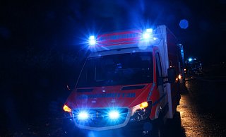 Beide Fahrer mussten nach dem Unfall im Kreis Gütersloh im Krankenhaus ambulant behandelt werden. - Themenfoto/Jan Henning Rogge