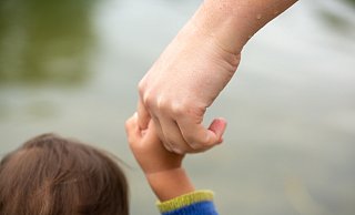 Auf der Messe gibt es Angebote für die ganze Familie. - dpa