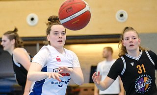 Kristin Willms und ihre Lady Dolphins müssen ihre Kräfte am Sonntag nicht so einteilen wie in den bisherigen Spielen. - Andreas Zobe