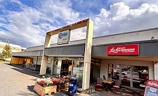 Der Combi-Markt an der Eckendorfer Straße schließt – an seiner Stelle entsteht ein Lidl. - Eike J. Horstmann