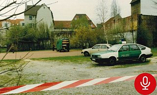 Der Tatort: In einem Gebüsch dieses Abenteuerspielplatzes an der Albrechtstraße fanden zwei Mädchen den Leichnam von Erhard Büker. - Polizei Bielefeld