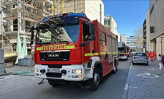 Die Feuerwehr ist derzeit wegen eines Verdachts auf einen Gasaustritt im Bielefelder Loom im Einsatz. - Stefan Becker