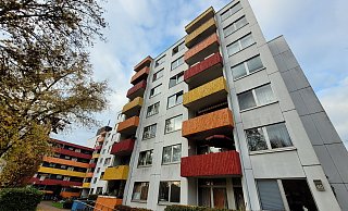 Hochhaus-Ensemble: Bis zu sieben Stockwerke sind die Bauten am Brockweg in Gütersloh hoch. Der Bauverein hat sie über die Jahre gut in Schuss gehalten, doch nun steht eine umfassende Sanierung an. - Ludger Osterkamp
