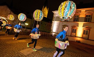 Eine Läufergruppe aus Ostenland hat sich kreativ kostümiert. - Niklas Tüns