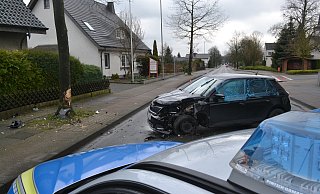 Die Ahler Straße war nach dem Unfall rund eine Stunde gesperrt. - Katharina Eisele