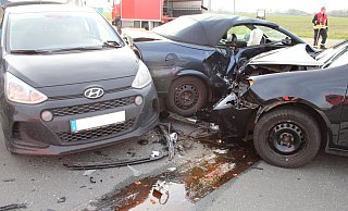 Viel Blechschaden auf der L 770. - Polizei Minden-Lübbecke